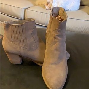 Dolce Vita Tan Sues Booties